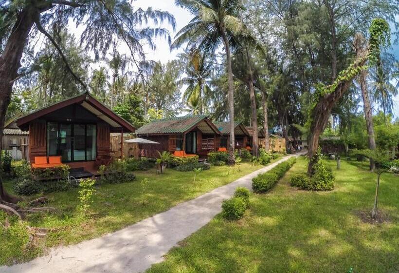 Бунгало Стандарт, Salisa Resort