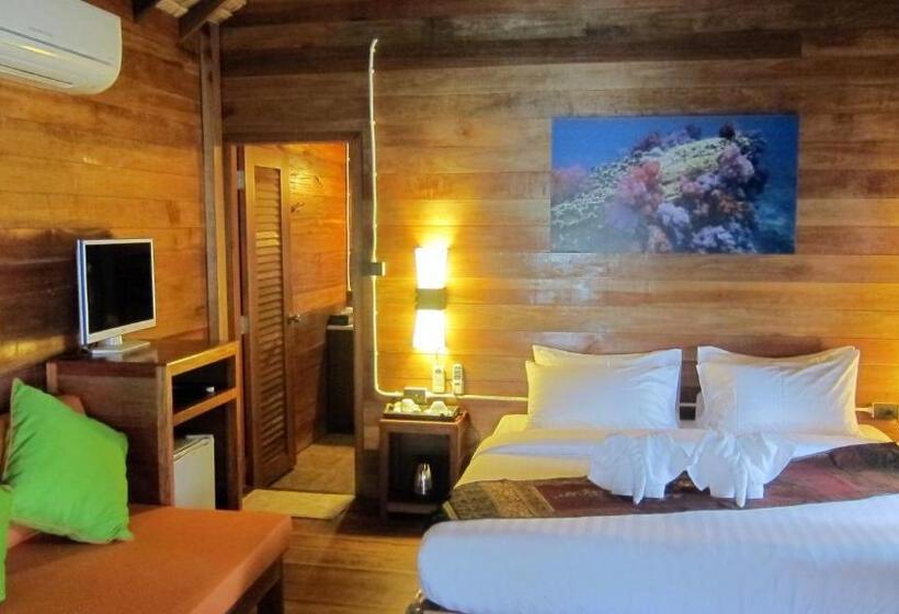 Бунгало Стандарт, Ten Moons Lipe Resort