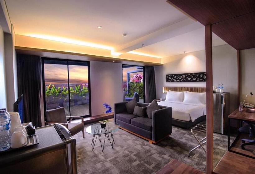 Люкс, Batiqa Hotel Jababeka Cikarang