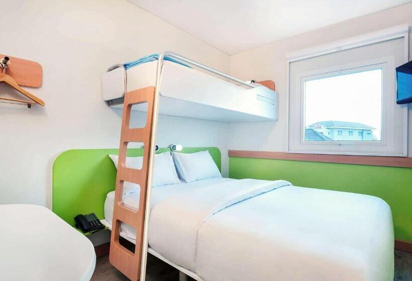 标准间带双层床, Ibis Budget Semarang Tendean