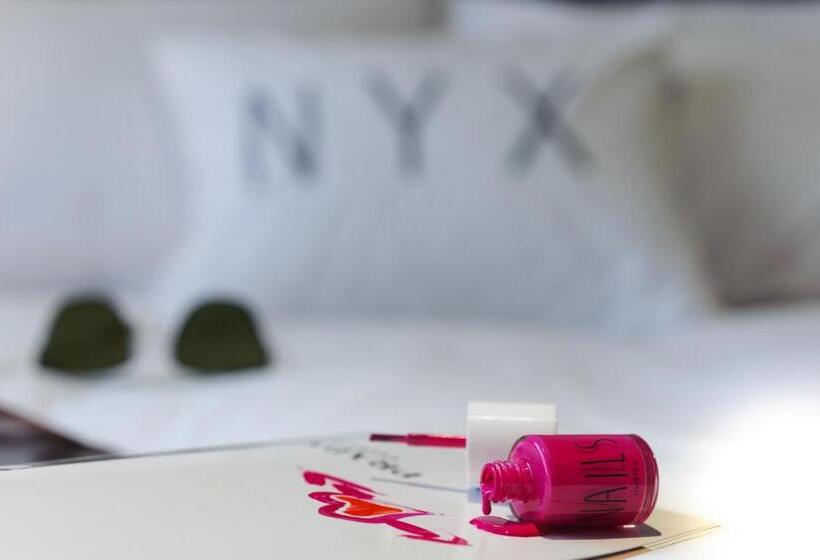 高级大房间, Nyx Tel Aviv