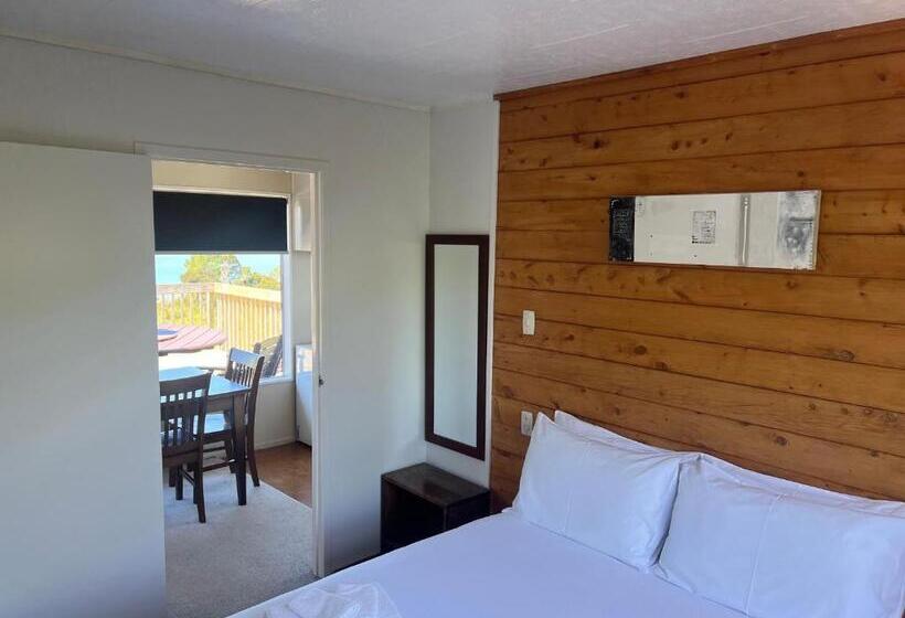 Семейный Номер, Ranui Lodge