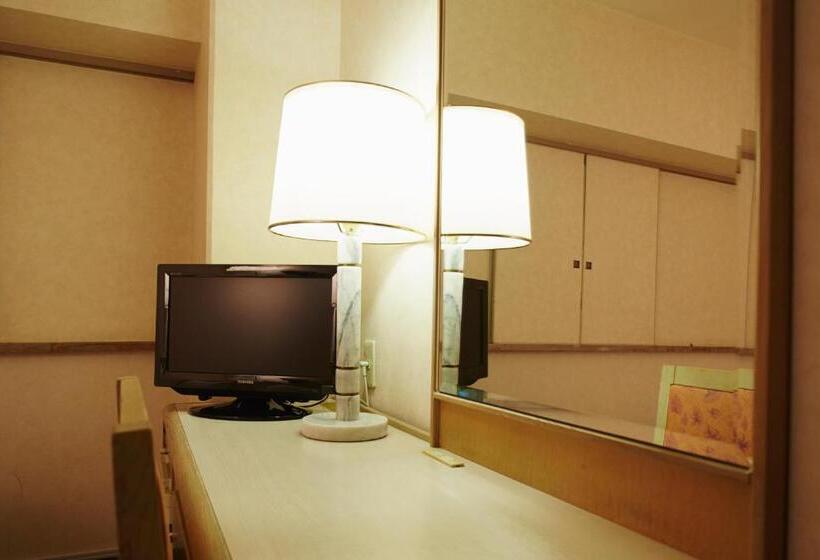 이코노미 룸, Mystays Miyazaki