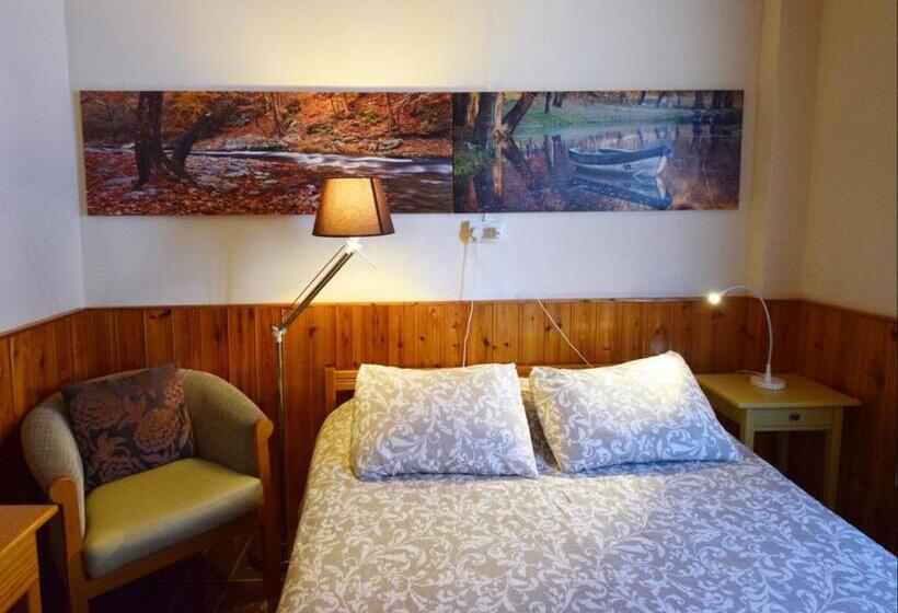 Номер Стандарт, Christys Palace
