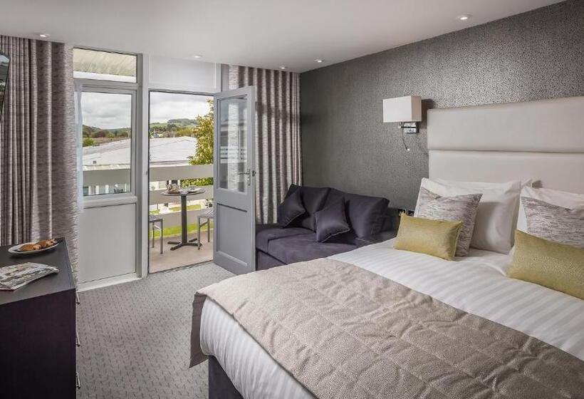 Семейный Номер, The Barnstaple
