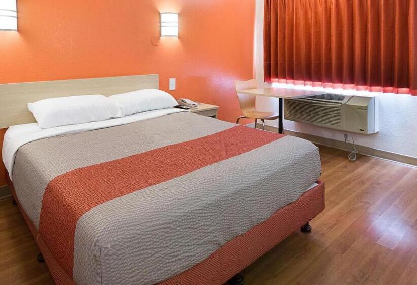 Номер Стандарт, Motel 6mcallen, Tx