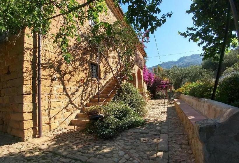 ویلای 1 خوابه, Casa Migliaca