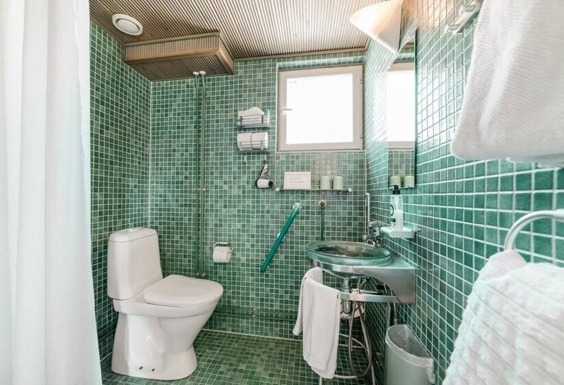 Семейный Номер, Lossiranta Lodge