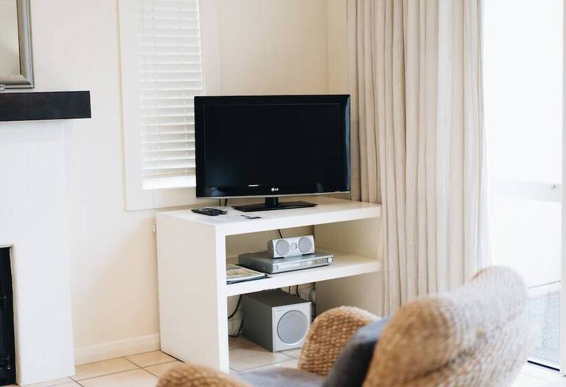 Студия Стандарт, Brackenridge Country Retreat & Spa