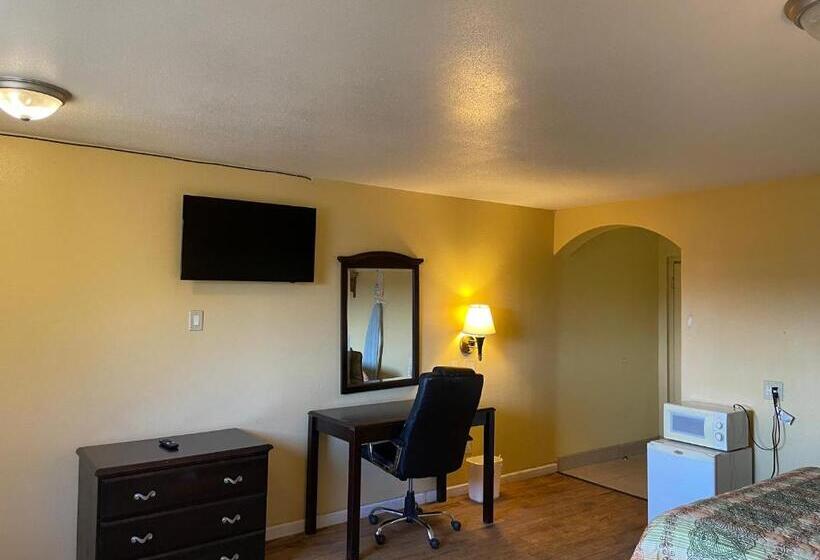 Трежместный Номер Economy, Dilley Executive Inn