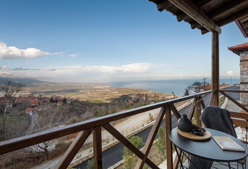 2 Bedrooms Suite Sea View, Unedo All Seasons