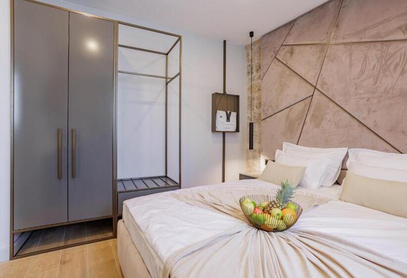 Quarto Deluxe, Heritage Rooms Split Olympic Dream