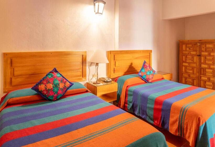 Трехместный Номер Deluxe, Posada Del Centro