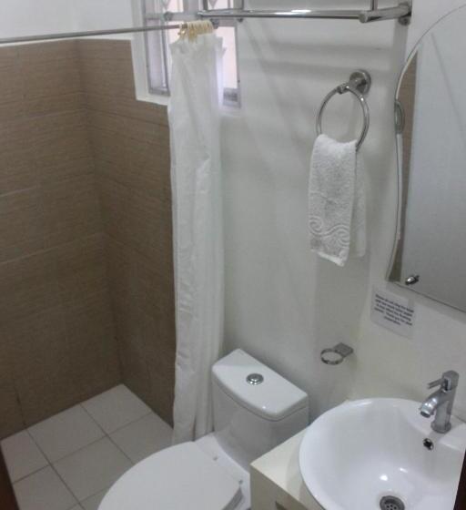 스탠다드 룸, Blue Lagoon Inn & Suites