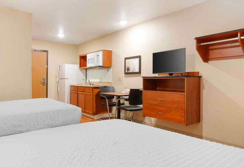 Студия Стандарт, Extended Stay America Select Suites  Kansas City  Stadium