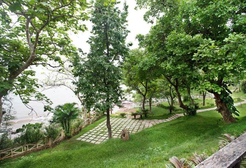 Хижина, Stone Water Eco Resort
