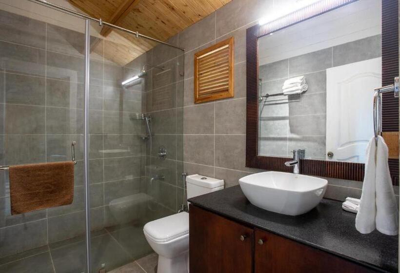 Хижина, Stone Water Eco Resort
