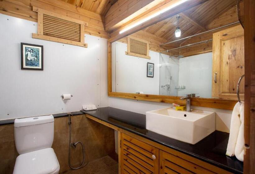 Хижина, Stone Water Eco Resort