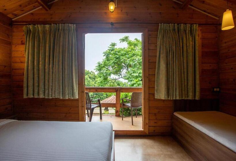 Хижина, Stone Water Eco Resort