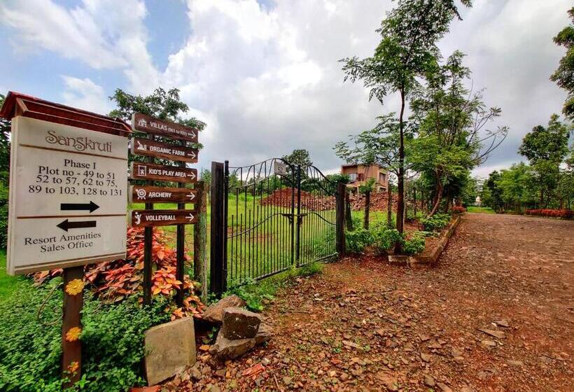 Вилла 1 Спальня, Pushpam Lords Resort Karjat  Pure Veg