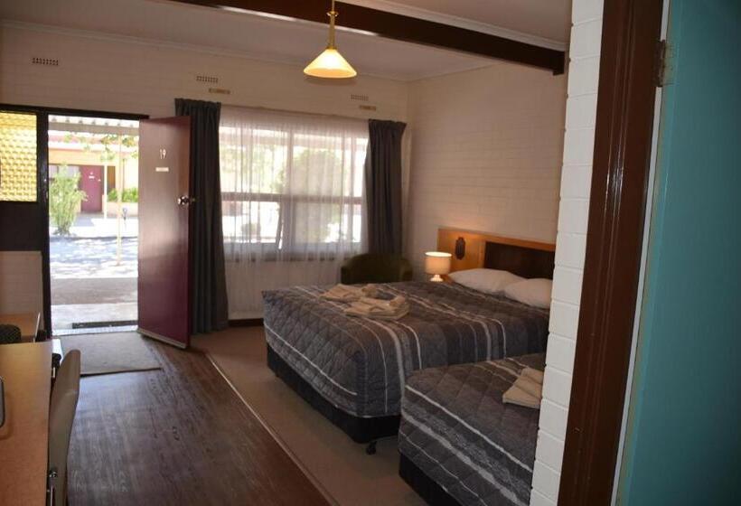 Номер Стандарт Трехместный, Angaston Vineyards Motel