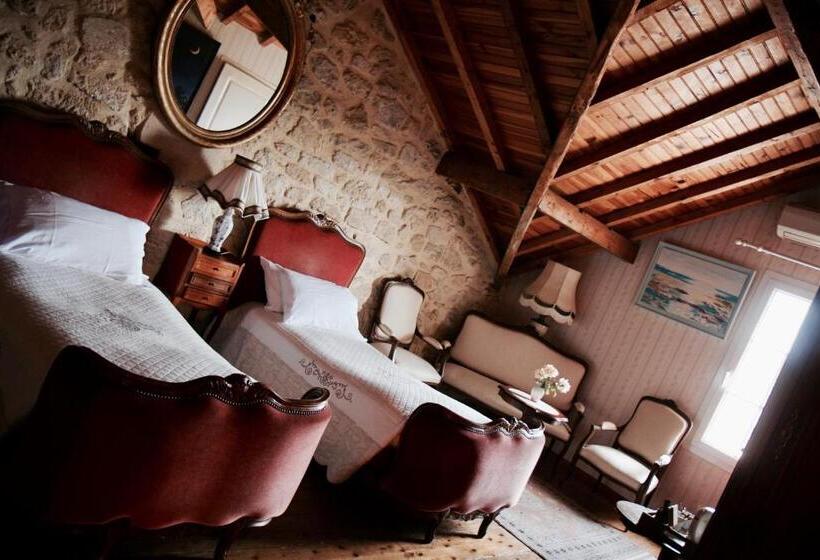 Люкс, Le Manoir De Marie Lou