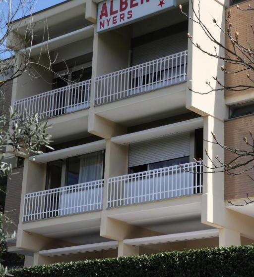 اتاق استاندارد, Albergo Nyers