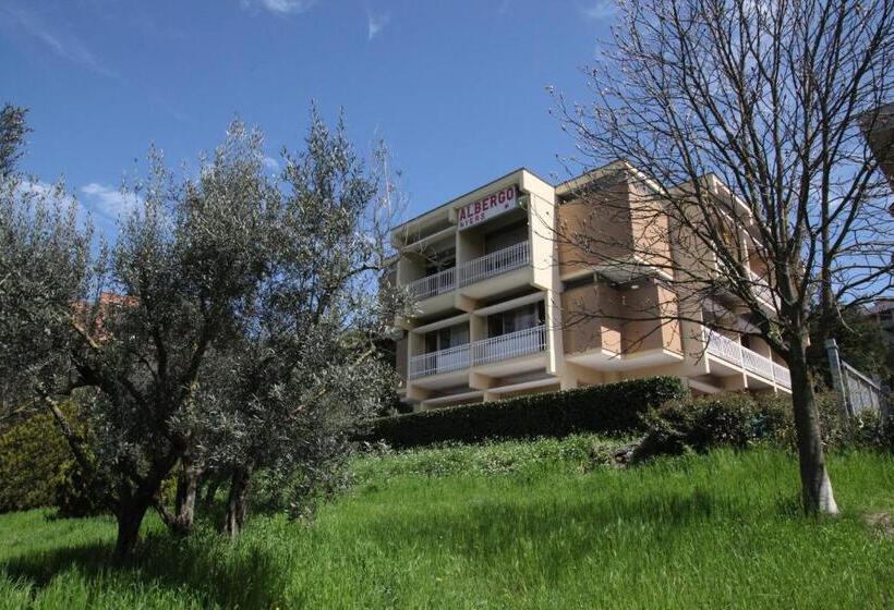 اتاق سوپریور, Albergo Nyers