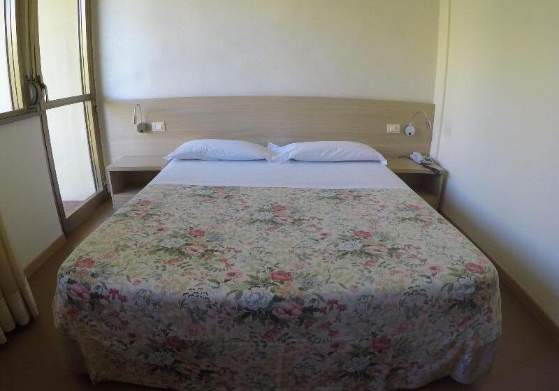 اتاق استاندارد یک نفره, Albergo Nyers