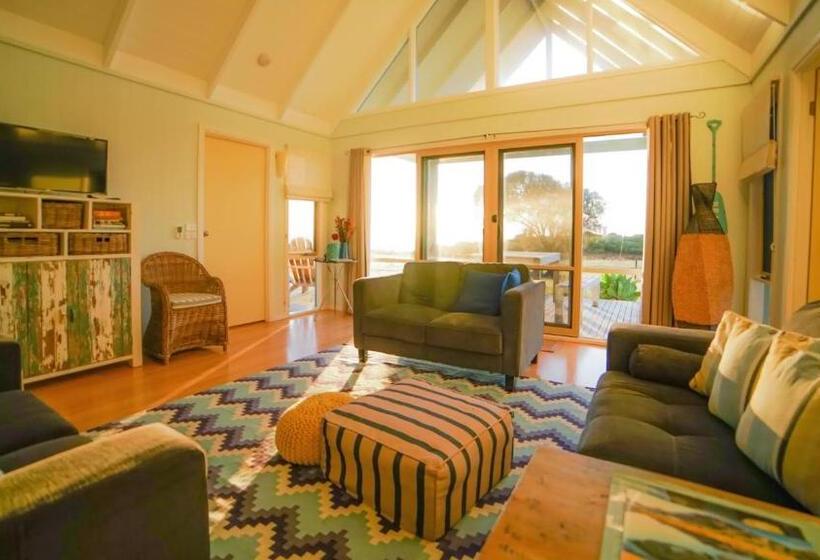 Хижина, Bear Gully Coastal Cottages