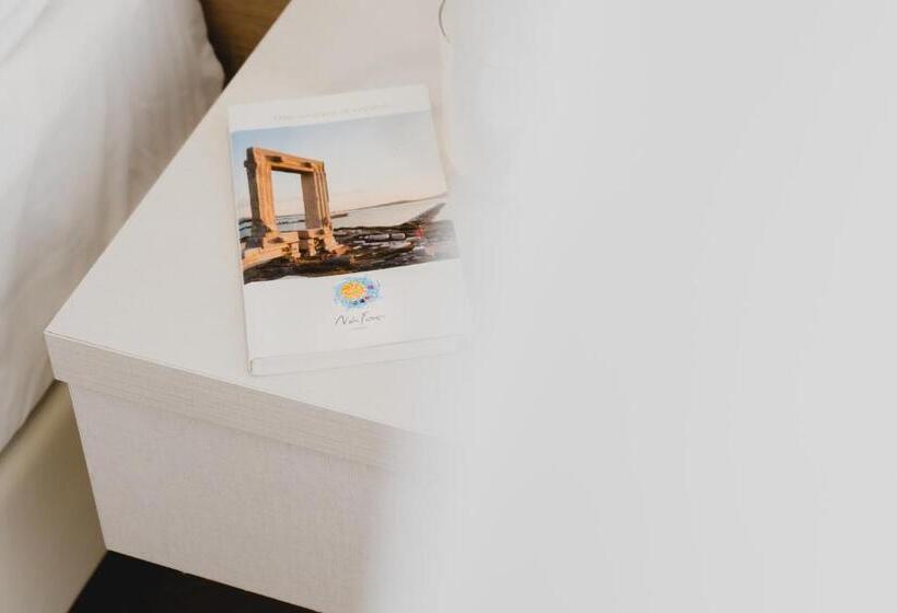 Номер Deluxe, Polis Of Naxos Boutique