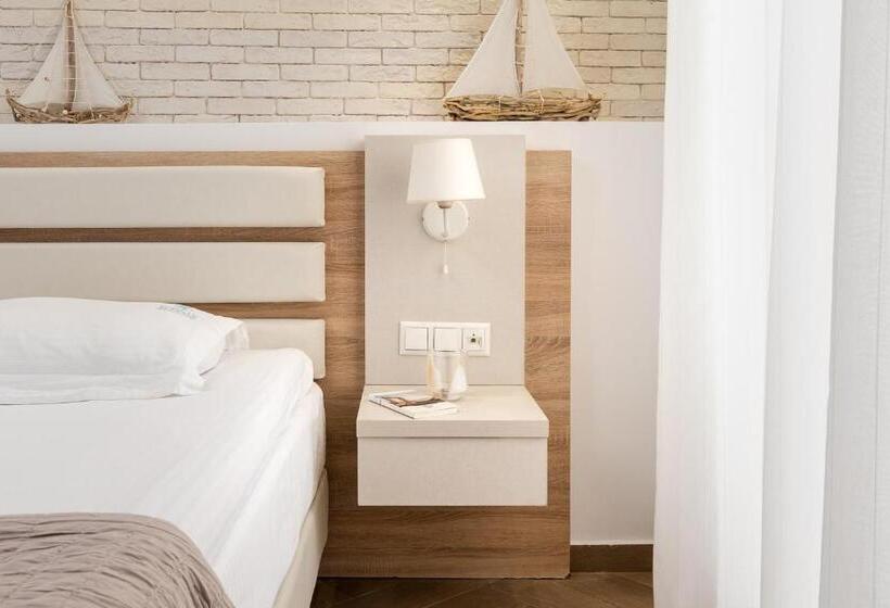 Номер Deluxe, Polis Of Naxos Boutique