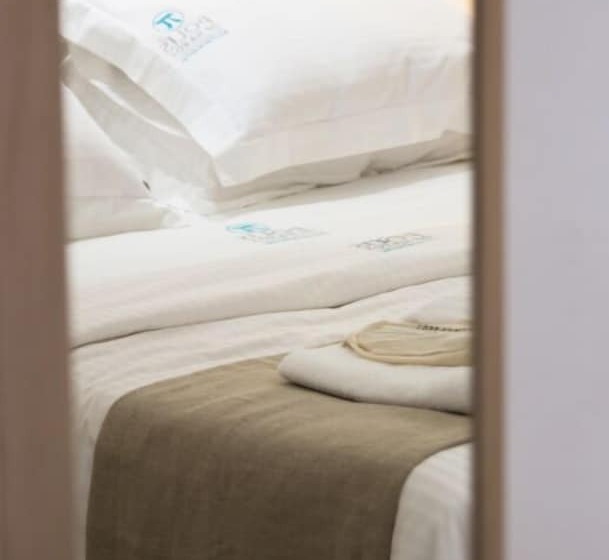 Классический Номер, Polis Of Naxos Boutique