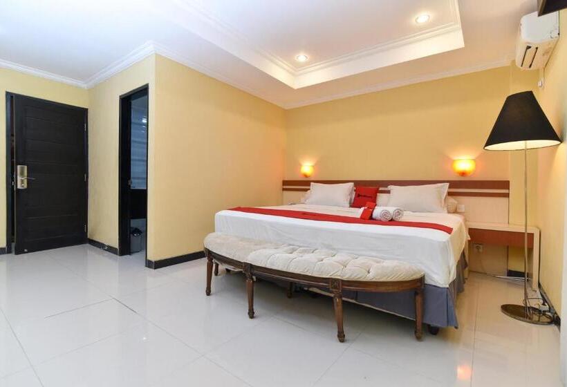 Номер Deluxe, Reddoorz Plus Near Mall Bali Galeria 2