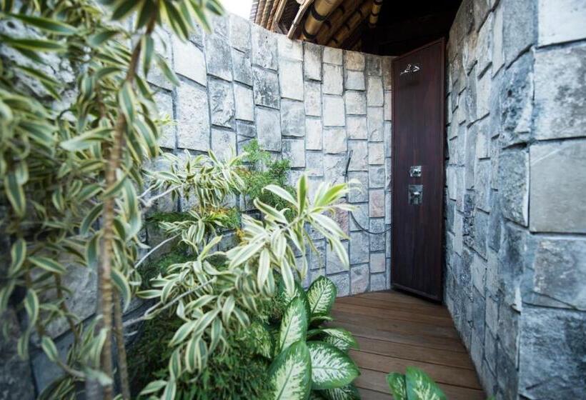 Люкс с Террасой, Suarga Padang Padang
