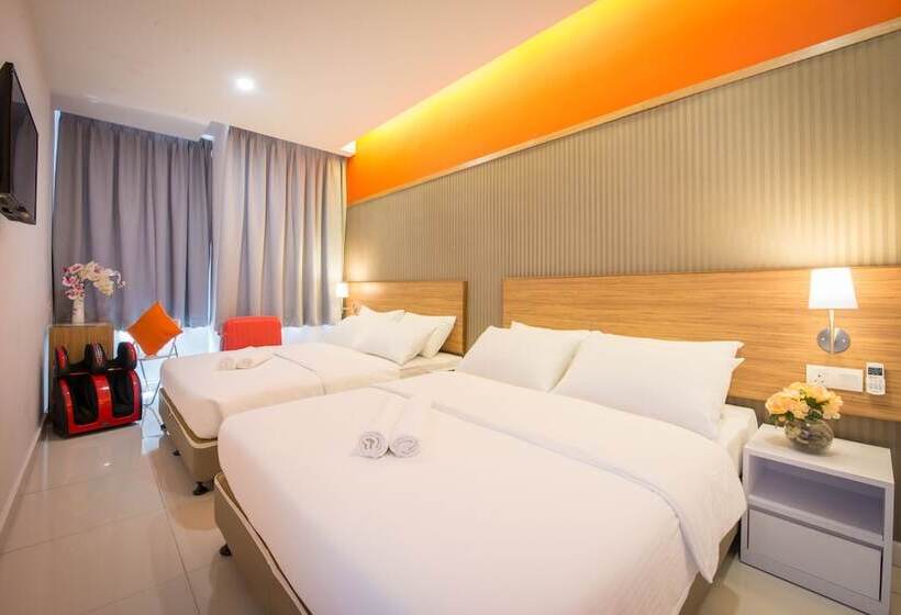 Семейный Номер, Sovotel Boutique Hotel At Uptown 101