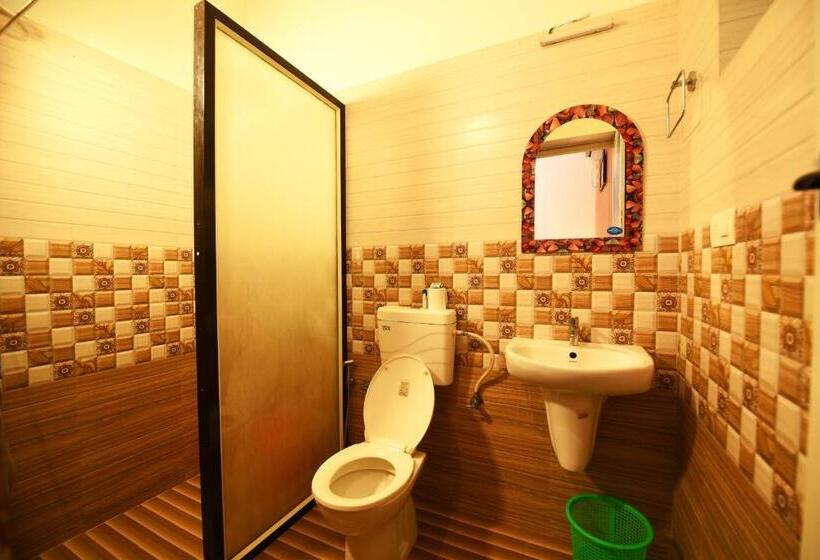 스탠다드 룸 풀장 전망, Ideal Ayurvedic Resort Kovalam