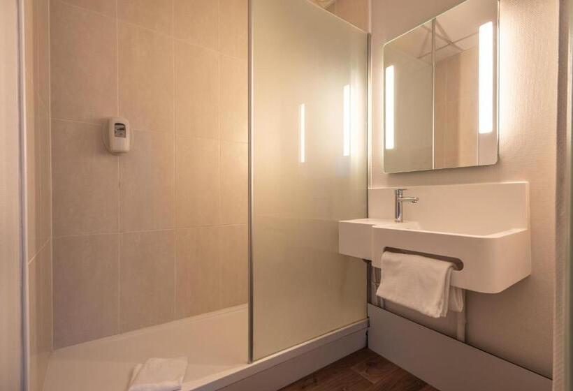 适合残疾人使用的标准间, B&b Hotel Quimper Sud Bénodet
