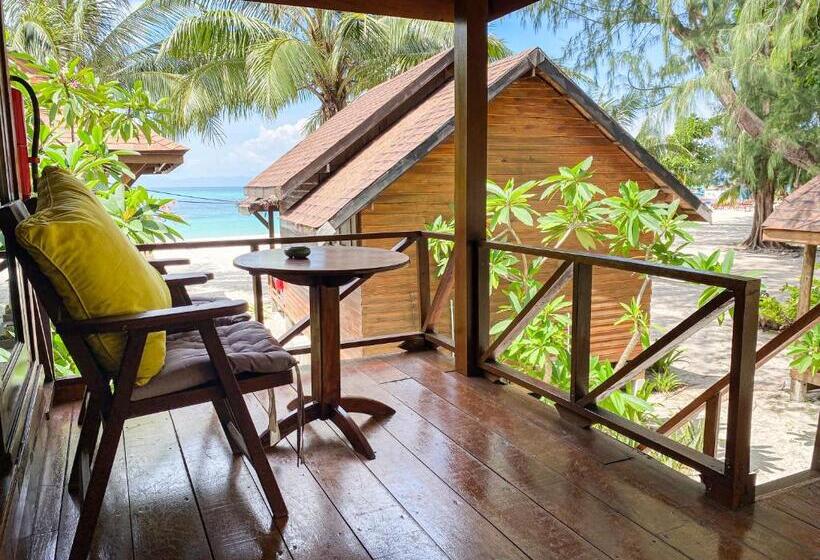 프리미엄 방갈로, Lipe Beach Resort