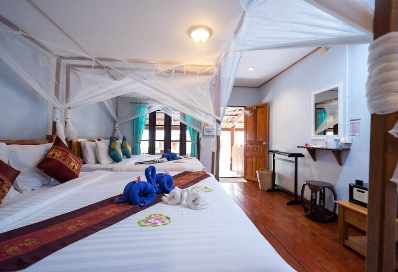 패밀리 룸, Lipe Beach Resort