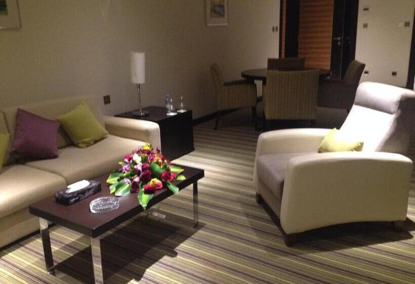 سوییت جونیور, Radisson Blu Resort Jizan