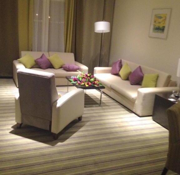 سوییت جونیور, Radisson Blu Resort Jizan