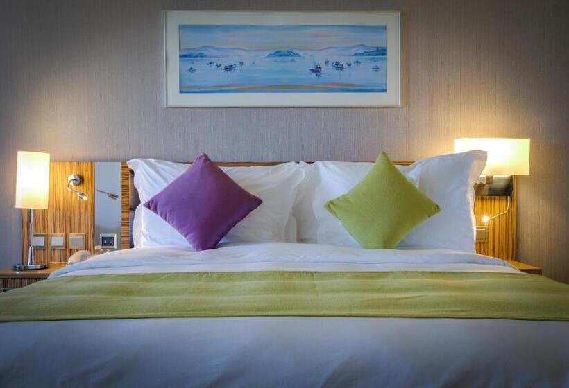 Premium Room Side Sea View, Radisson Blu Resort Jizan