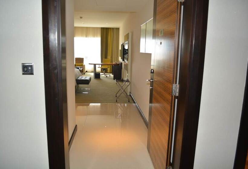 سوییت جونیور, Radisson Blu Resort Jizan