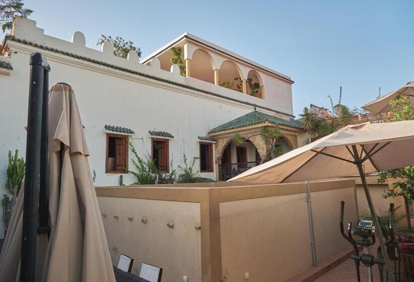 Номер Стандарт, Riad Thamayna