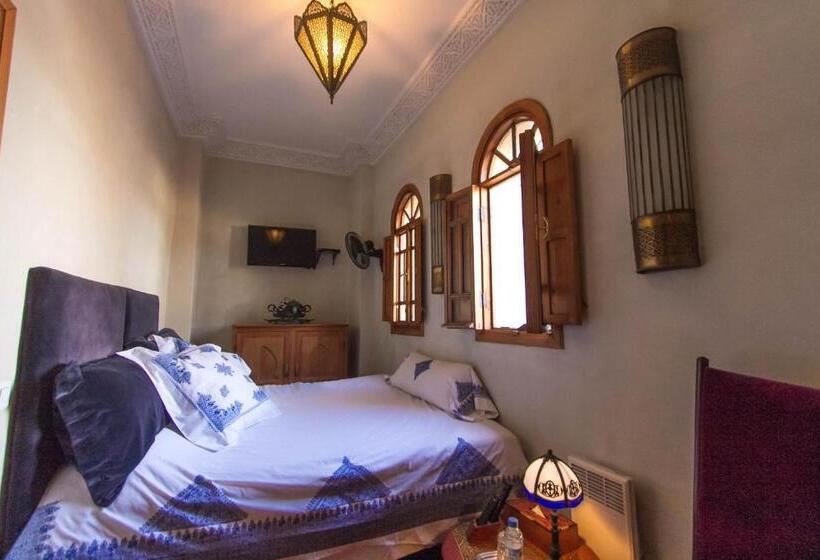 Номер Basic, Riad Thamayna