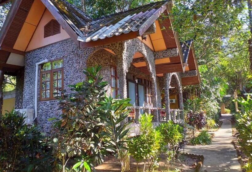 标准间带山景, Tree Tops River Huts