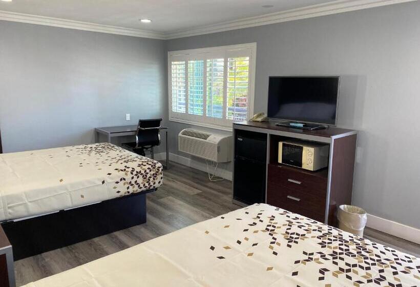 Номер Стандарт, Regency Motel