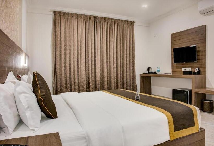 غرفة ديلوكس, Sterling Inn Bangalore International Airport