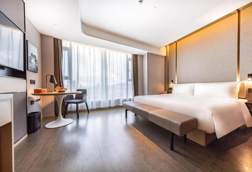 Номер Стандарт, Atour Hotel Zhuhai Gongbei Fuhuali